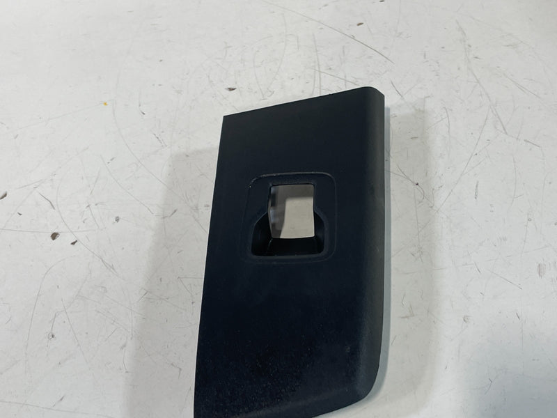 Load image into Gallery viewer, 2023-2025 HONDA CR-V REAR RIGHT PASSENGER SIDE DOOR WINDOW SWITCH BEZEL # 102561
