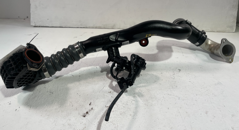 Load image into Gallery viewer, 19-23 GENESIS G70 RIGHT INTERCOOLER AIR INTAKE INLET HOSE TUBE PIPE 2.0L #105338
