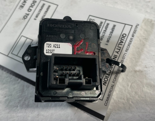 2023-2025 ACURA INTEGRA FRONT LEFT SIDE DOOR MIRROR ADJUSTMENT SWITCH