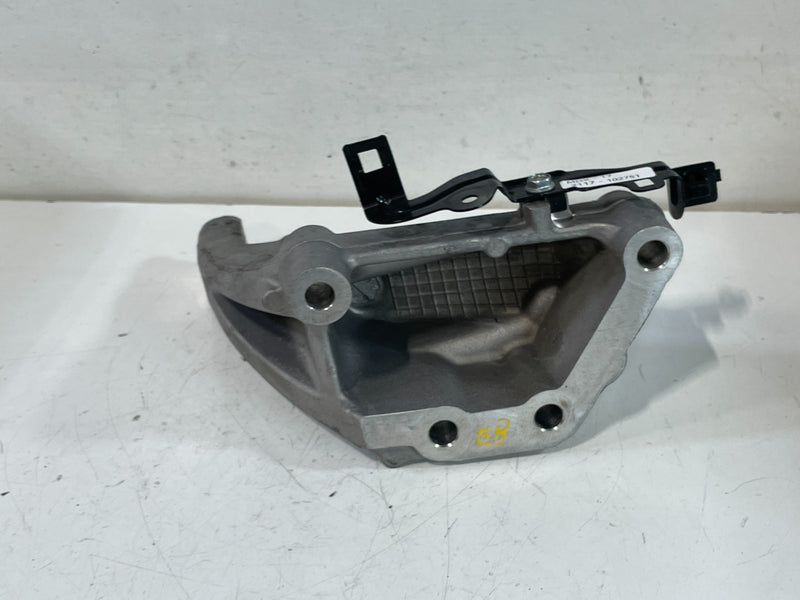 Load image into Gallery viewer, 2014 - 2020 ACURA MDX REAR ENGINE MOTOR MOUNT SUPPORT BRACKET 3.5L # 102751
