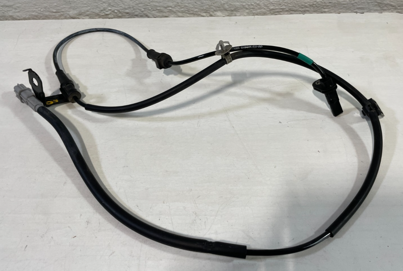 Load image into Gallery viewer, 20-25 HYUNDAI PALISADE FRONT LEFT DRIVER SIDE ABS WHEEL SPEED SENSOR #104694
