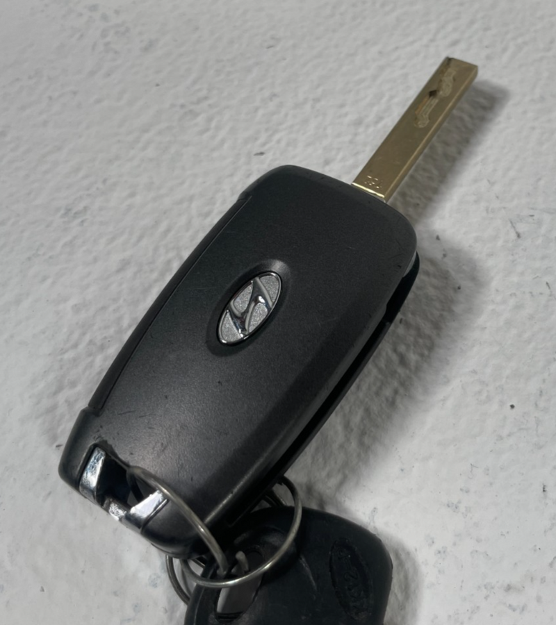 Load image into Gallery viewer, 2021 - 2023 HYUNDAI ELANTRA ENGINE CONTROL MODULE ECM W/ KEY FOB # 105389
