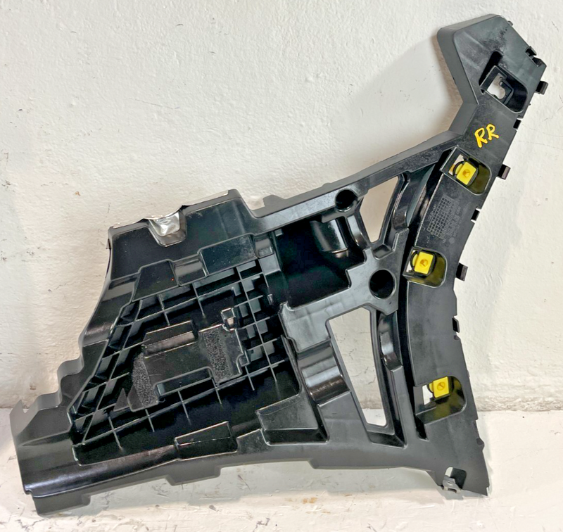 Load image into Gallery viewer, 22-25 GENESIS G70 REAR RIGHT SIDE BUMPER MOUNT SUPPORT BRACKET ASSEMBLY # 104353
