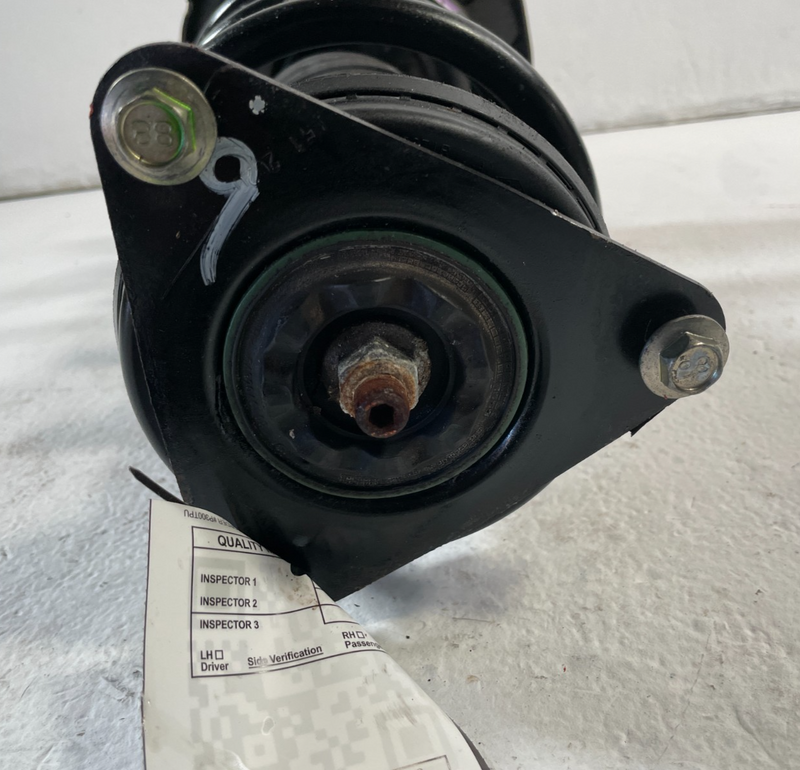 Load image into Gallery viewer, 20-22 NISSAN ROGUE SPORT FRONT LEFT SHOCK STRUT ABSORBER &amp; COIL SPRING #106226
