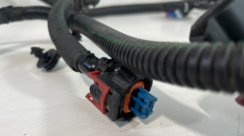 Load image into Gallery viewer, 2020 CADILLAC CT5 RWD REAR CHASSIS WIRE WIRING HARNESS 84717661 2.0L # 104958
