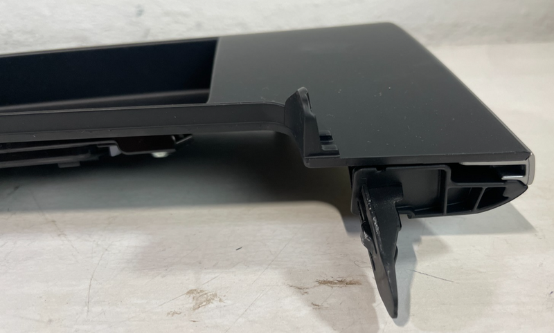 Load image into Gallery viewer, 22-24 HYUNDAI TUCSON SANTA CRUZ DASH CENTER LOWER BEZEL COVER TRIM 2.5L # 104855
