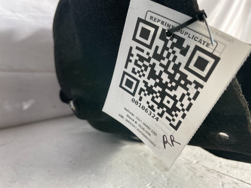 Load image into Gallery viewer, 2019-2025 BMW 330i 330e REAR RIGHT SIDE QUARTER WHEELHOUSE LINER SHIELD # 106324
