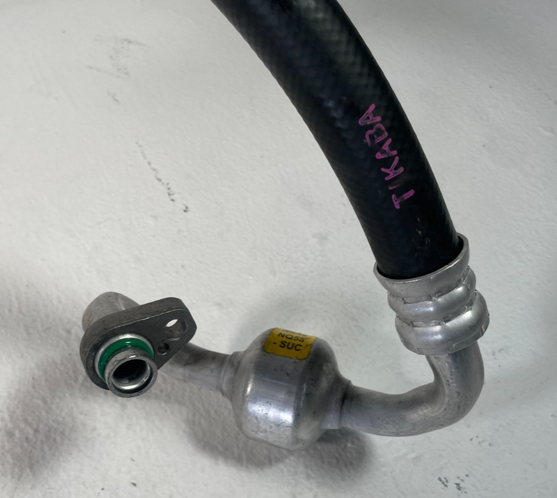 Load image into Gallery viewer, 22-25 HYUNDAI TUCSON AC AIR CONDITIONING SUCTION &amp; LIQUID LINE HOSE TUBE #105980
