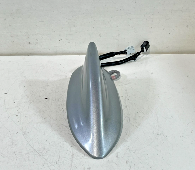 Load image into Gallery viewer, 17-20 ACURA MDX TOP ROOF SATELLITE SHARK FIN RADIO ANTENNA SILVER NH830M #102781
