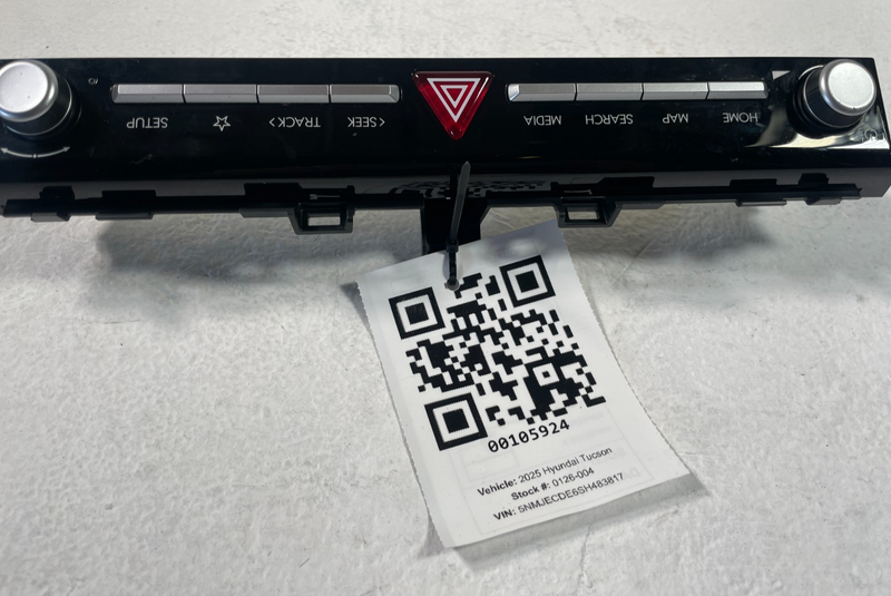 Load image into Gallery viewer, 2025 HYUNDAI TUCSON HAZARD SWITCH RADIO MEDIA CONTROL PANEL 2.5L # 105924
