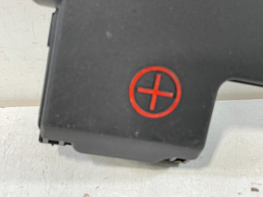 2022-2023 KIA STINGER POSITIVE BATTERY FUSE TERMINAL COVER FUSIBLE LINK