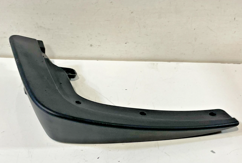 Load image into Gallery viewer, 2021-2023 HYUNDAI SANTA FE FRONT LEFT DRIVER SIDE MUD SPLASH FLAP GUARD # 101874
