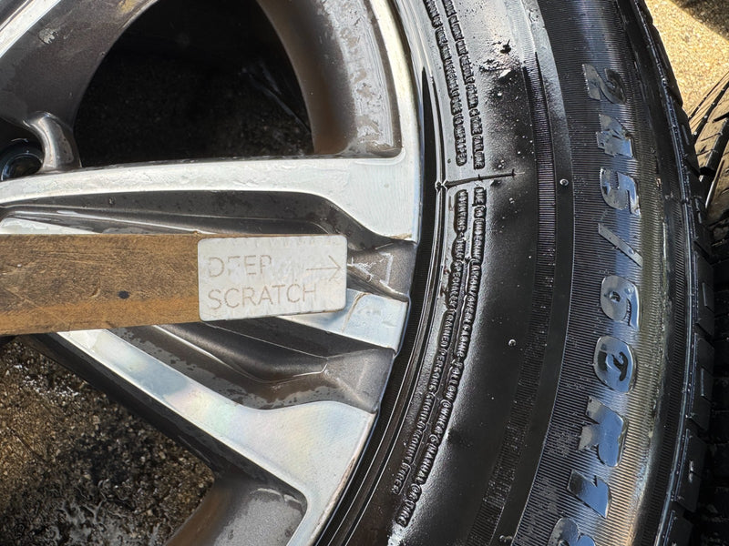 Load image into Gallery viewer, ACURA MDX 18x8 3 SLIT 5 SPOKE ALLOY WHEEL W/TIRE (SET#4) 2017-2018 # ML7-WH1306
