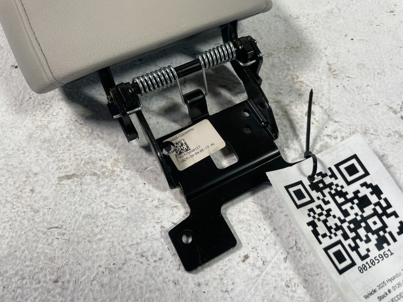 Load image into Gallery viewer, 2025 HYUNDAI TUCSON LIMITED CENTER CONSOLE ARM REST ARMREST LID COVER #105961

