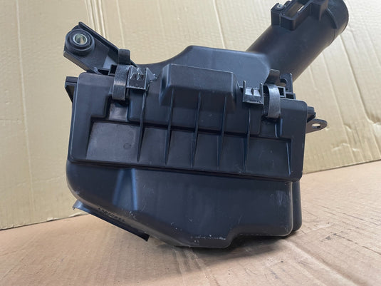 ⭐⭐OEM NISSAN 370Z INFINITI G37 CONVERTIBLE RIGHT AIR CLEANER INTAKE BOX ASSEMBLY