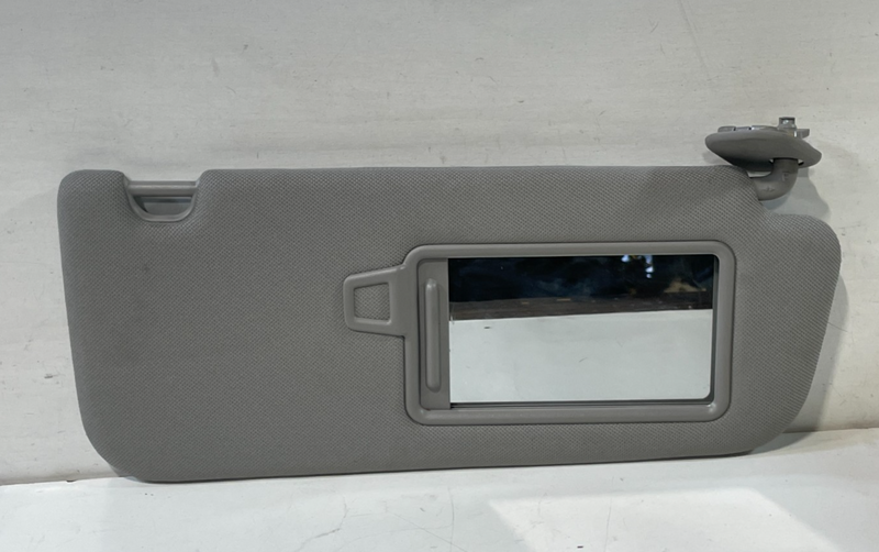 Load image into Gallery viewer, 2019-2023 HYUNDAI SANTA FE FRONT RIGHT PASSENGER SIDE SUNVISOR SUN VISOR #101890
