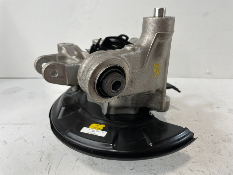 Load image into Gallery viewer, ⭐⭐ 2018 - 2020 HONDA ACCORD REAR RIGHT PASSENGER SIDE SPINDLE KNUCKLE W/ HUB ⭐⭐
