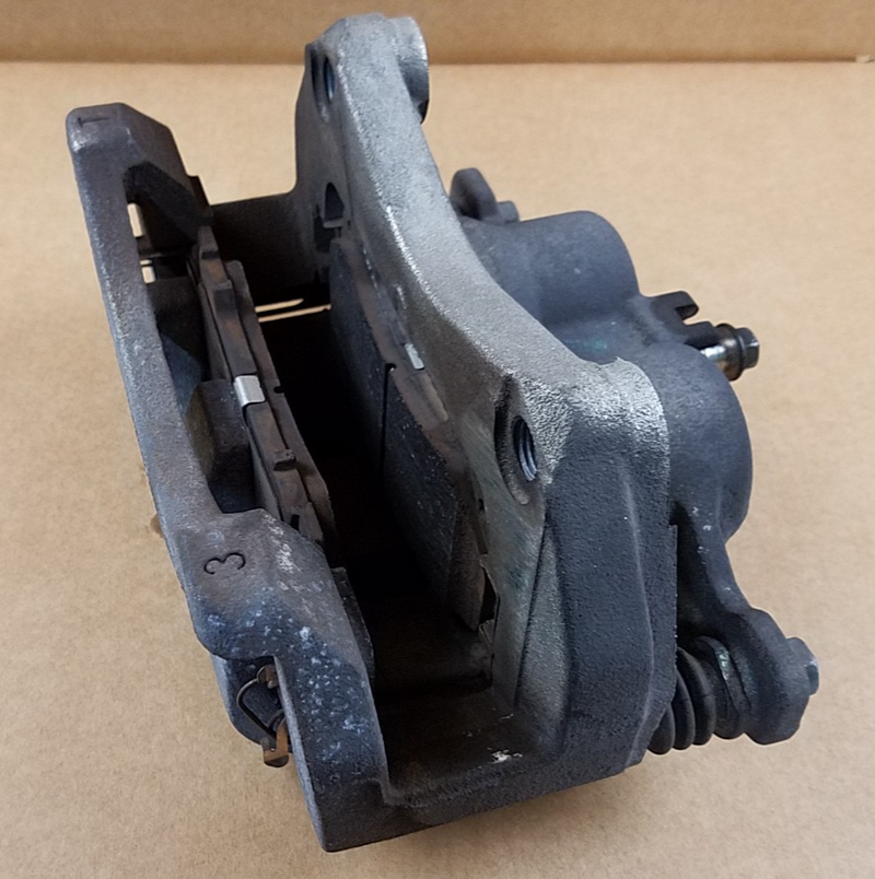 Load image into Gallery viewer, ⭐⭐ 2014-2024 INFINITI Q50 Q60 FRONT RIGHT SIDE BRAKE CALIPER W/O BRAKE PADS ⭐⭐
