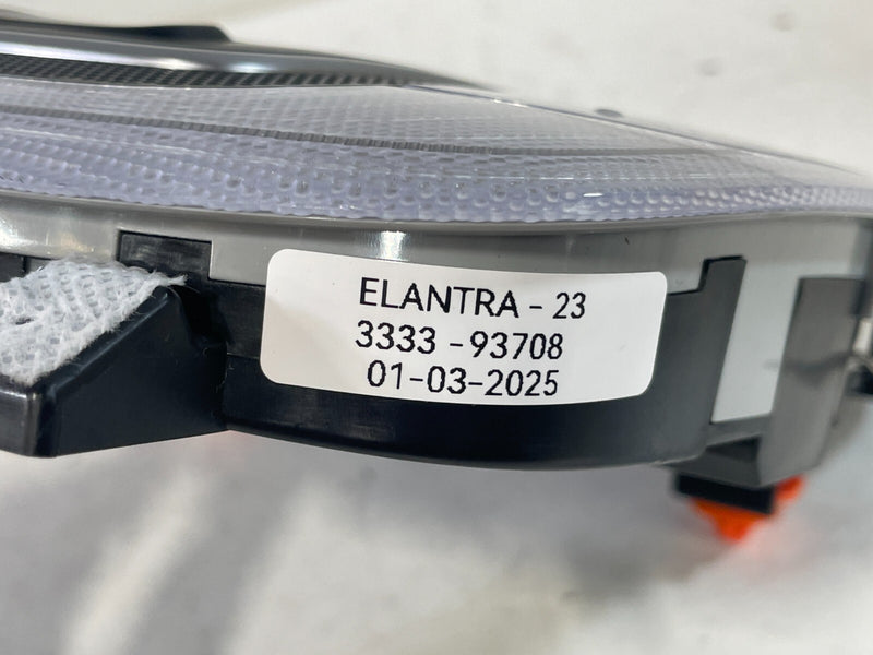 Load image into Gallery viewer, 21 - 25 HYUNDAI ELANTRA FRONT INTERIOR OVERHEAD ROOF MAP DOME LIGHT LAMP # 93708
