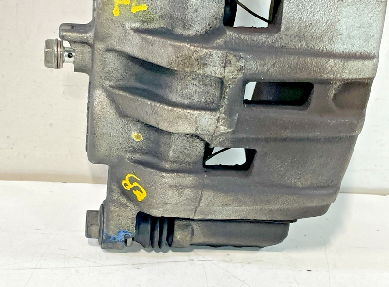 Load image into Gallery viewer, 2017 - 2020 ACURA MDX FRONT LEFT DRIVER SIDE BRAKE CALIPER 3.5L # 102792
