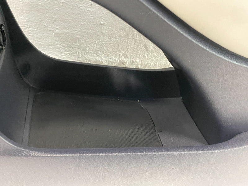 Load image into Gallery viewer, 2020-2022 HYUNDAI PALISADE CENTER CONSOLE STORAGE COMPARTMENT ASSEMBLY # 103635
