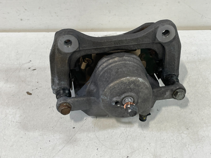 Load image into Gallery viewer, 2022 - 2023 KIA STINGER FRONT RIGHT PASSENGER SIDE BRAKE CALIPER # 99686

