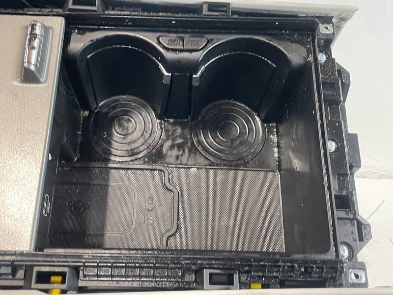 Load image into Gallery viewer, 2020-2022 HYUNDAI PALISADE CENTER CONSOLE STORAGE COMPARTMENT ASSEMBLY # 103635
