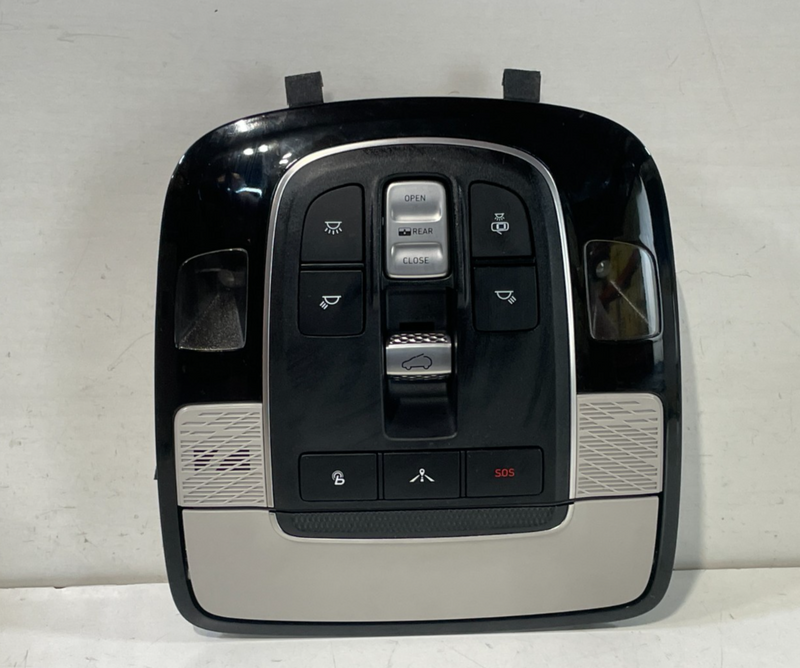 Load image into Gallery viewer, 2020-2022 HYUNDAI PALISADE FRONT OVERHEAD ROOF MAP DOME LIGHT LAMP # 103580
