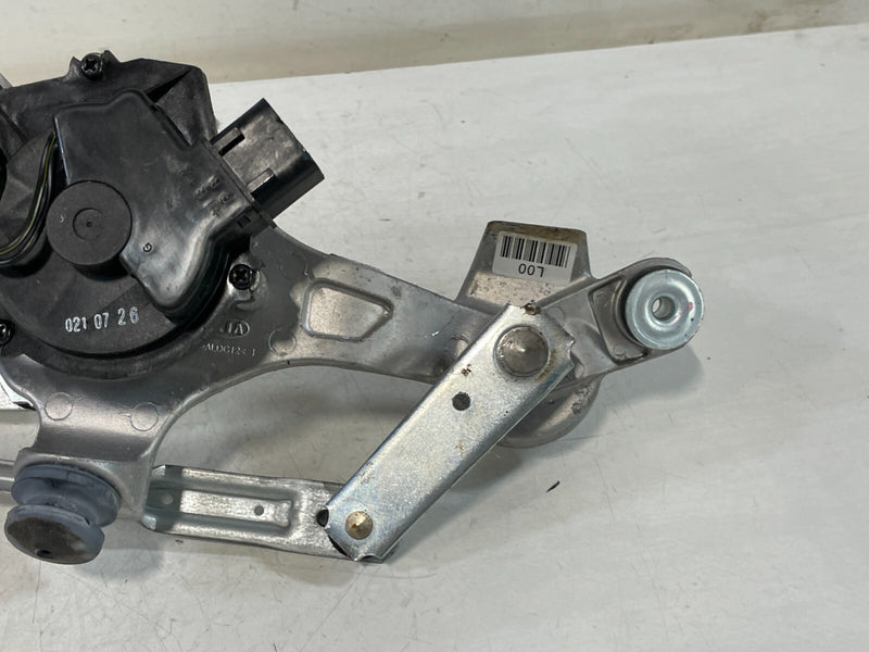 Load image into Gallery viewer, 18-23 KIA STINGER FRONT WINDSHIELD WIPER TRANSMISSION LINKAGE W/ MOTOR # 99735
