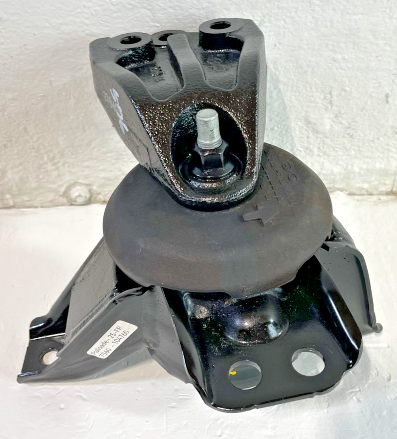 Load image into Gallery viewer, 2020-2025 HYUNDAI PALISADE FRONT RIGHT ENGINE MOUNT SUPPORT BRACKET # 104760

