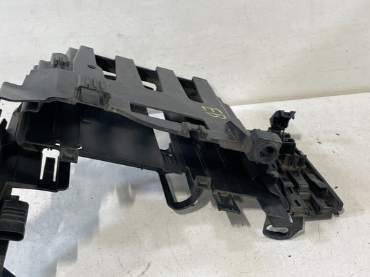 19-20 BMW 330i 330i xDrive INTEGRATED POWER SUPPLY MODULE HOLDER BRACKET