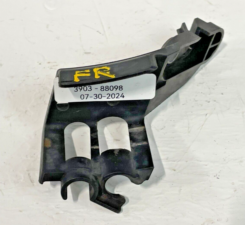 Load image into Gallery viewer, 2017-2019 INFINITI QX30 AWD FRONT RIGHT ABS WHEEL SPEED SENSOR BRACKET # 88098
