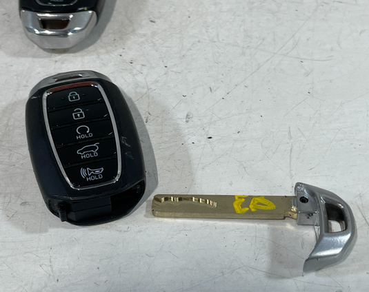 2020 HYUNDAI PALISADE ENGINE & BODY CONTROL MODULE ECM BCM W/ KEY FOB