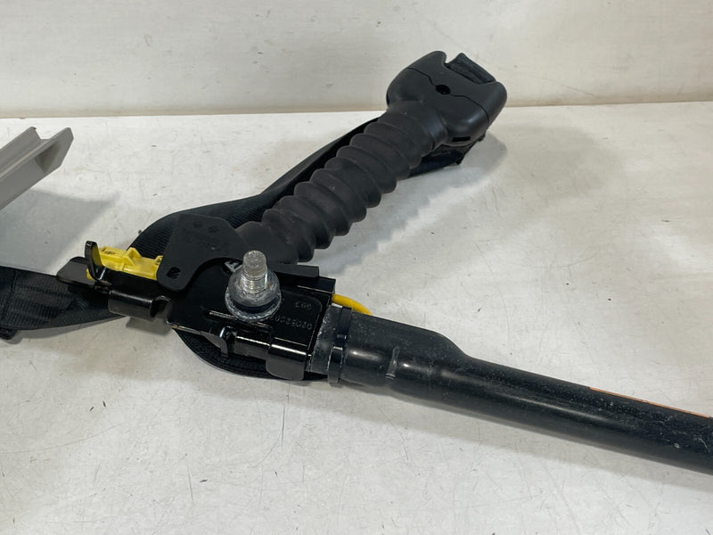 Load image into Gallery viewer, 2022-2025 HONDA CIVIC FRONT RIGHT SIDE SEAT BELT RETRACTOR W/ TENSIONER # 94906
