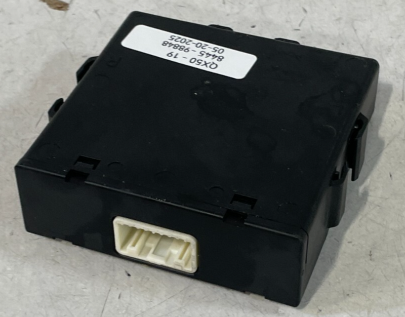 Load image into Gallery viewer, 2019 INFINITI QX50 TORQUE SPLIT TRANSFER CASE COMPUTER CONTROL MODULE # 98848
