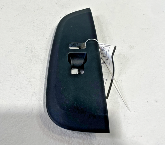 2023-2025 HONDA HR-V FRONT RIGHT DOOR WINDOW SWITCH COVER BEZEL 2.0L