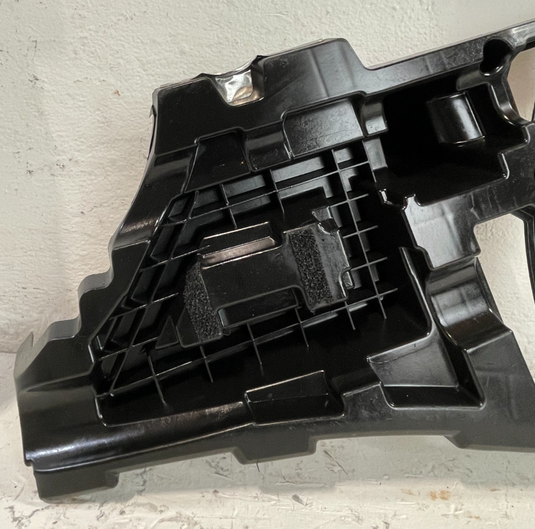22-25 GENESIS G70 REAR RIGHT SIDE BUMPER MOUNT SUPPORT BRACKET ASSEMBLY