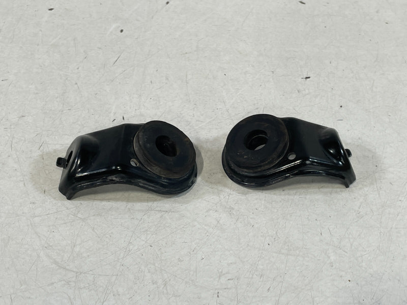Load image into Gallery viewer, 2016-2021 HONDA CIVIC LEFT &amp; RIGHT RADIATOR UPPER MOUNTING BRACKET PAIR # 95087
