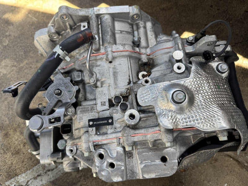 Load image into Gallery viewer, HYUNDAI ELANTRA FWD AUTO TRANSMISSION ASSEMBLY 2.0L 51K MILES 21-23 # NB1-TRS448
