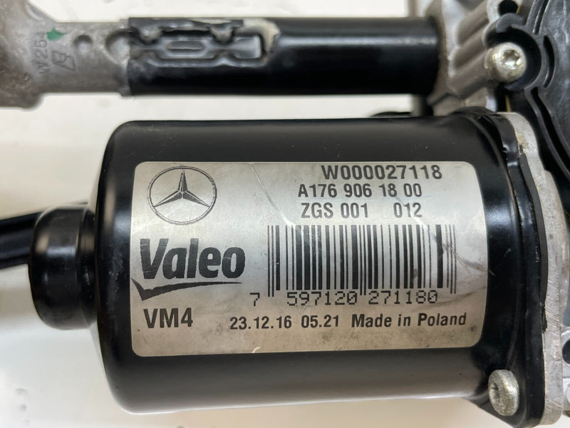 Load image into Gallery viewer, 2017 - 2019 INFINITI QX30 WINDSHIELD WIPER TRANSMISSION LINKAGE W/ MOTOR # 79475
