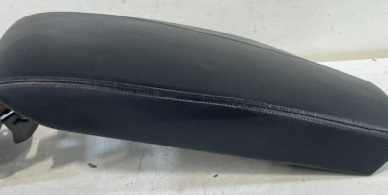 Load image into Gallery viewer, 2019 - 2021 INFINITI QX50 CENTER CONSOLE ARM REST TRAY STORAGE LID 2.0L #98890
