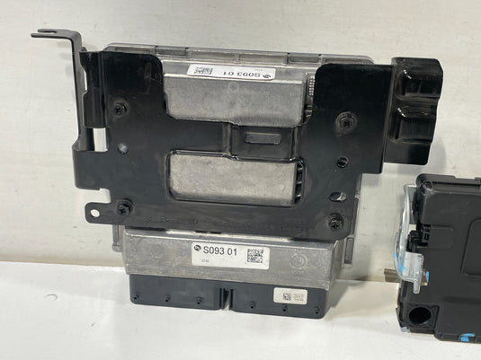 2022 SANTA FE AWD ENGINE & BODY CONTROL MODULE ECM BCM W/ KEY FOBS 2.5L