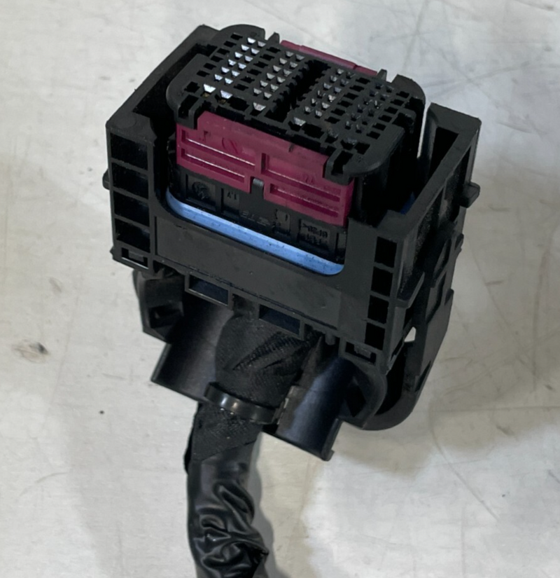 Load image into Gallery viewer, 2019-2020 BMW 330i 330i xDrive FRONT LEFT DRIVER SIDE REPAIR WIRING SET # 98320

