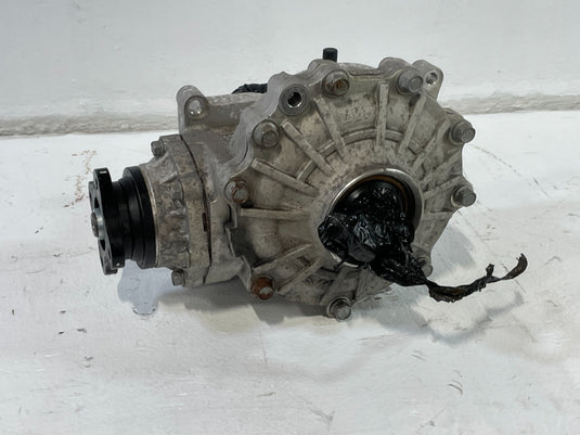 22-23 KIA STINGER AWD FRONT DIFFERENTIAL CARRIER ASSEMBLY 34K MILES 2.5L