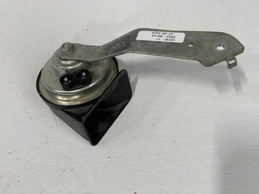 2017-2019 INFINITI QX30 LOW PITCH TONE HORN SIGNAL ALARM W/ BRACKET OEM