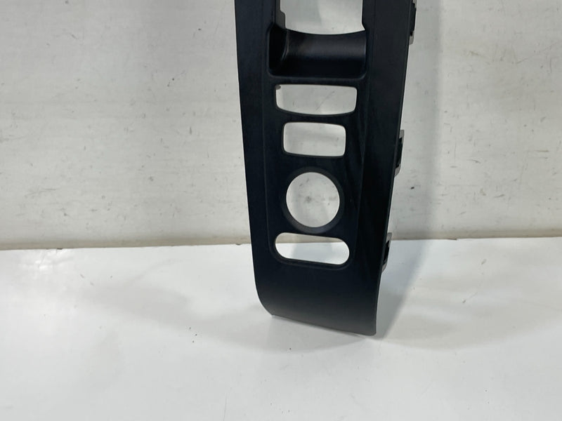 Load image into Gallery viewer, 2022 - 2025 HONDA CIVIC FRONT LEFT SIDE POWER DOOR WINDOW SWITCH BEZEL # 101523
