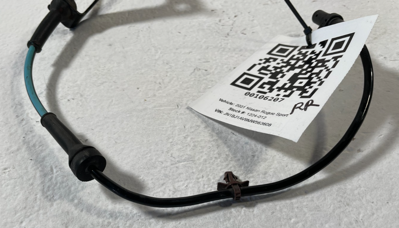 Load image into Gallery viewer, 21-23 NISSAN ROGUE SPORT QASHQAI FWD REAR ABS WHEEL SPEED SENSOR 2.0L #106207
