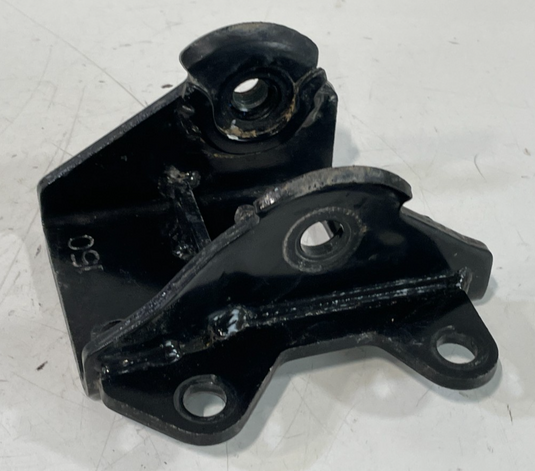 2019-2020 HYUNDAI SANTA FE AUTOMATIC TRANSMISSION MOUNT BRACKET 2.0L
