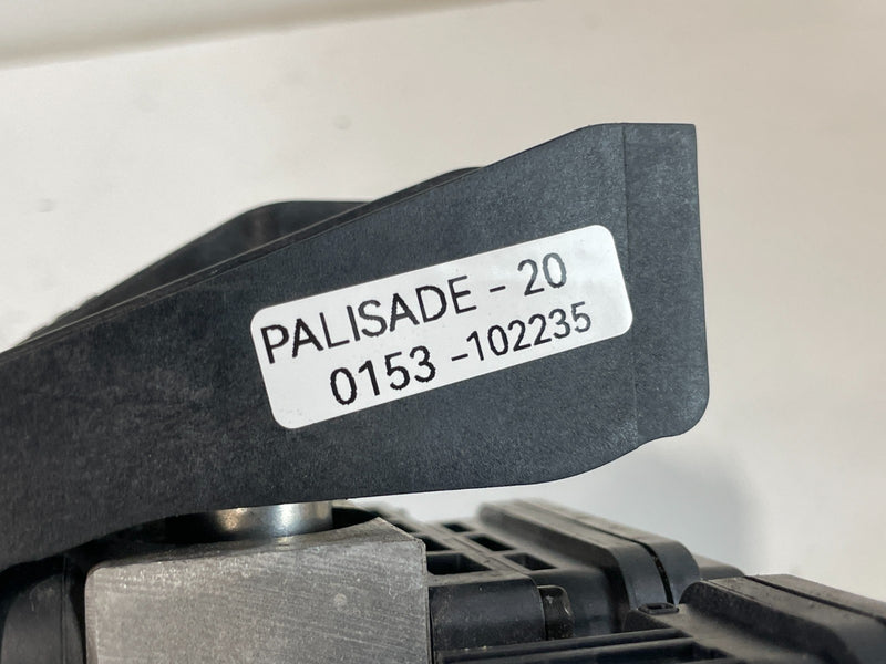 Load image into Gallery viewer, 2020-2022 HYUNDAI PALISADE ANTI LOCK ABS BRAKE PUMP CONTROL MODULE UNIT # 102235
