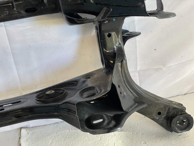 Load image into Gallery viewer, 2022-2025 HYUNDAI TUCSON REAR SUSPENSION SUBFRAME CROSSMEMBER CRADLE 2.5L 105988
